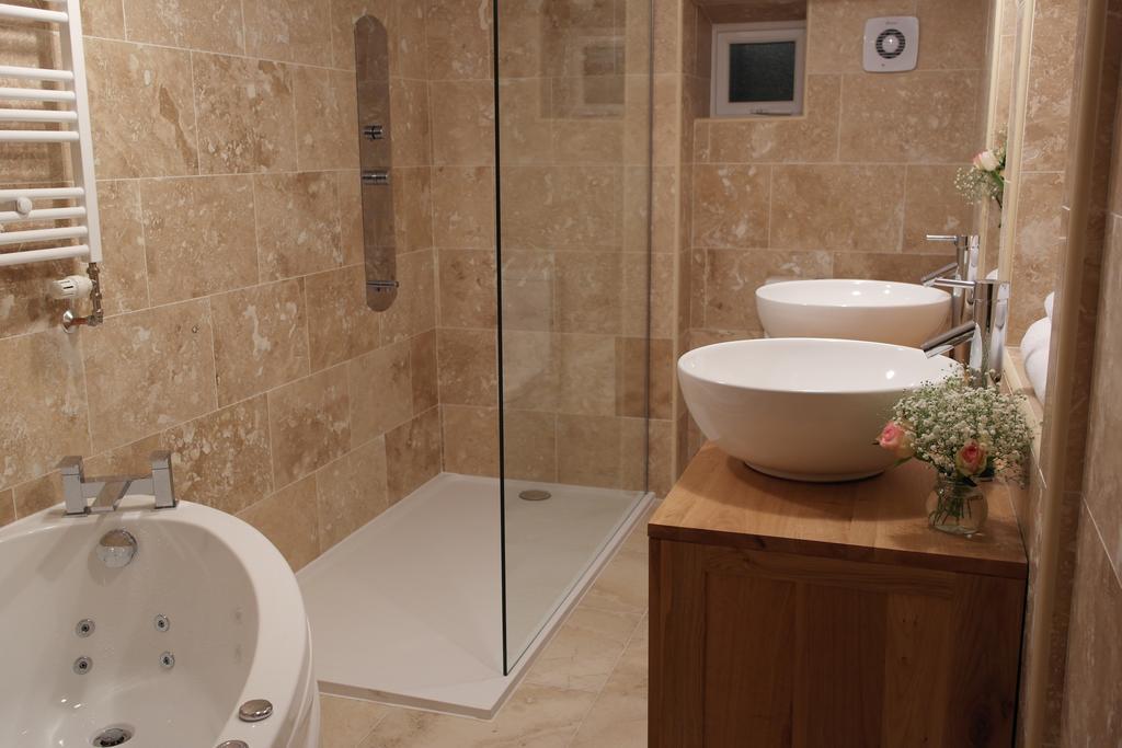 Ashford House 2 Bedroom 'outdoor Bathing Tub' * Fylingthorpe